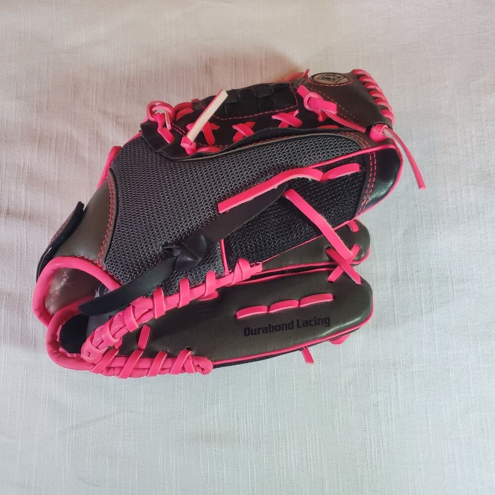 Franklin Fastpitch Pro Series Softball Glove 11 Inch Black Pink Youth Girls RHT